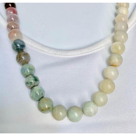 Moss Agate Ombré Beaded Necklace - Picture 2 of 5
